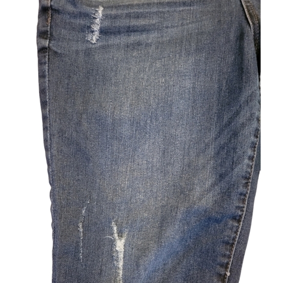 Democracy Distressed Blue Ab Technology Denim Jeans Size 8 - Picture 3 of 5